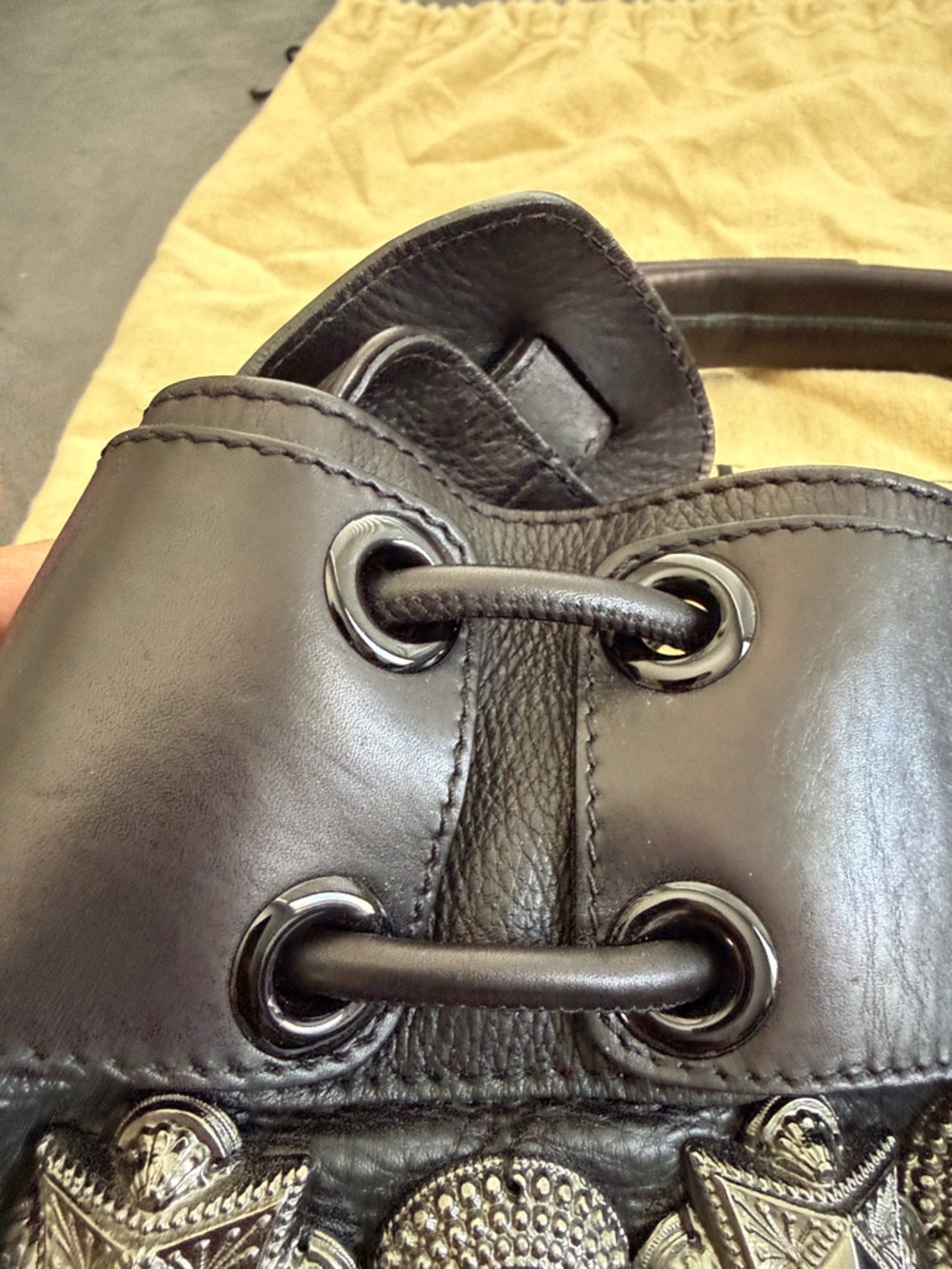 Vintage Burberry Studded Leather Shoulder Bag Grommet Hobo Black Authentic - Picture 3 of 10